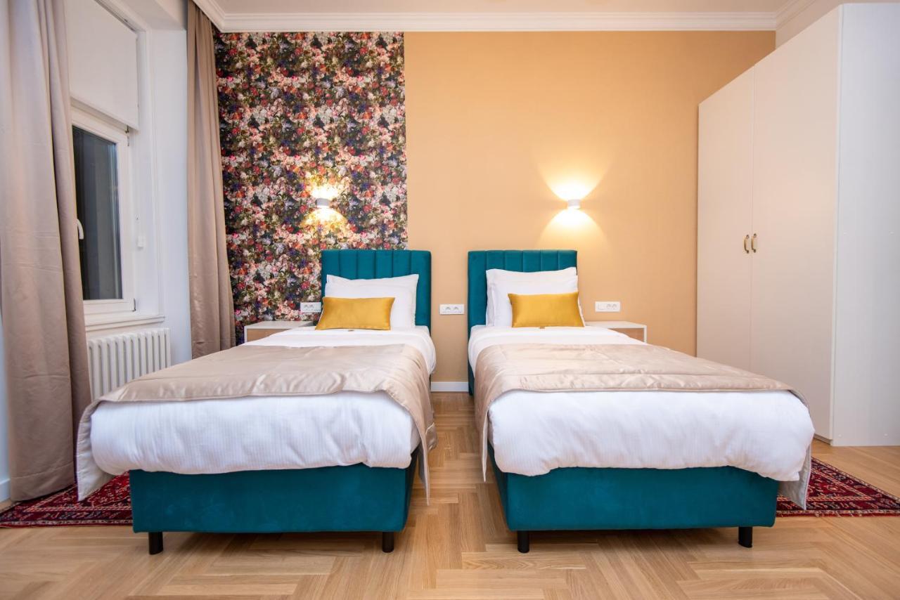 Megapolis City Center Suites ซาราเยโว ภายนอก รูปภาพ